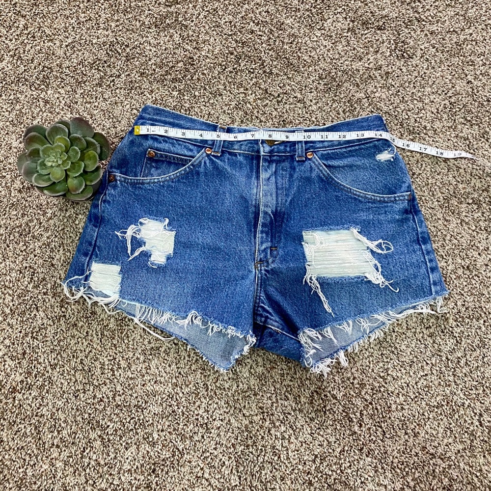 Vintage Lee Riders High Rise Shorts - Picture 4 of 7